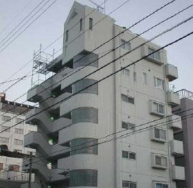 8832975/建物外観